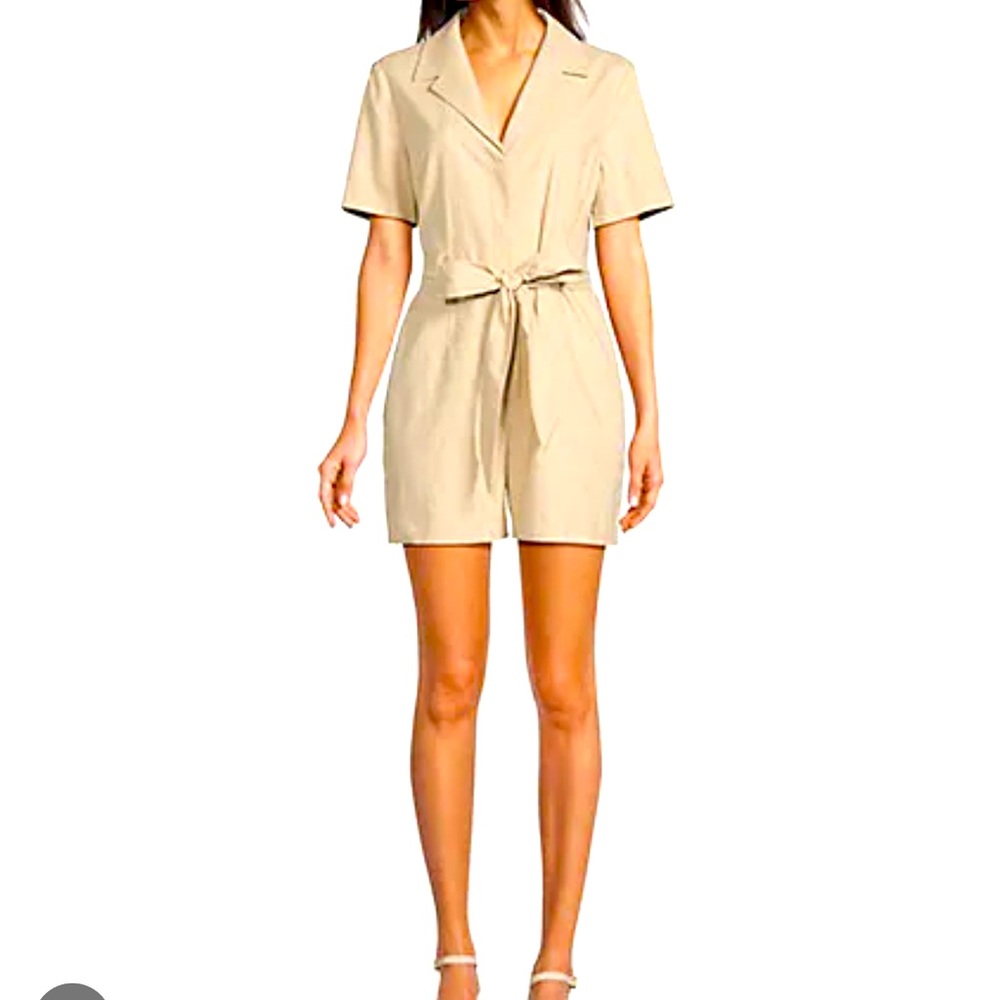 NWT Alex Marie Della Point Collar Short Sleeve Self Tie Belt Romper